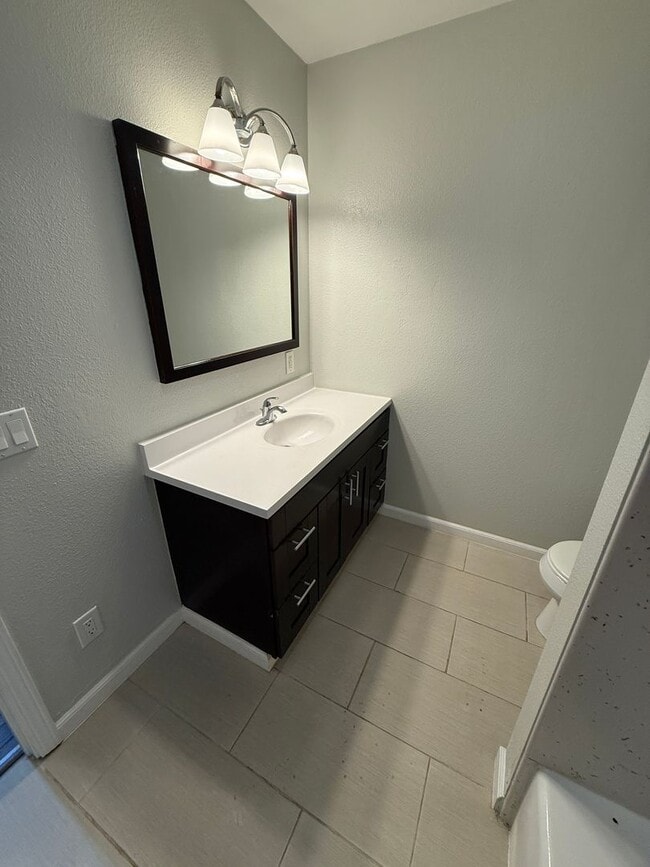 Building Photo - 780-782 Treat Ave/ 2950 21st Street (7039rc)