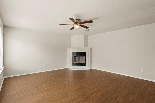 Building Photo - 8731 Minot Cir