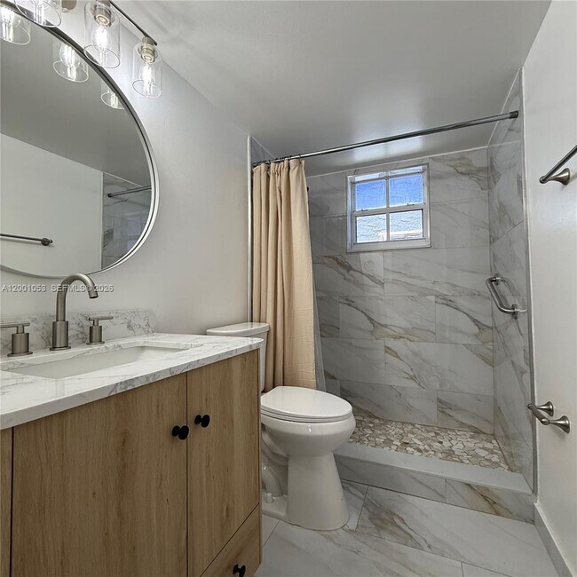 Building Photo - 6980 NW 173rd Dr