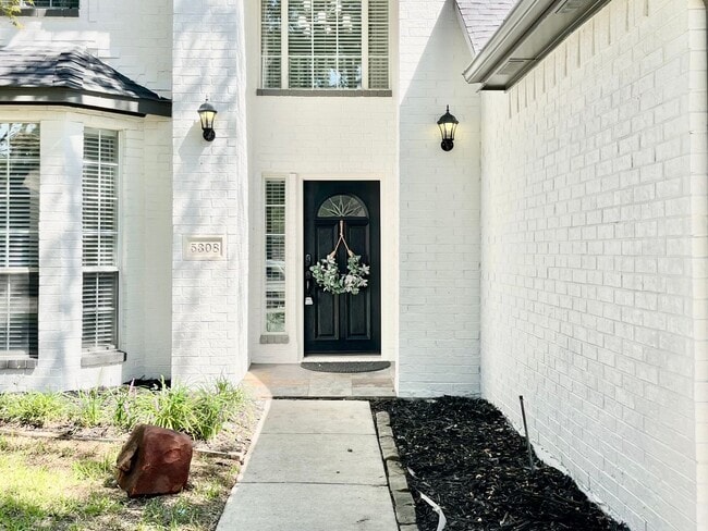 Building Photo - 5308 Promise Land Dr