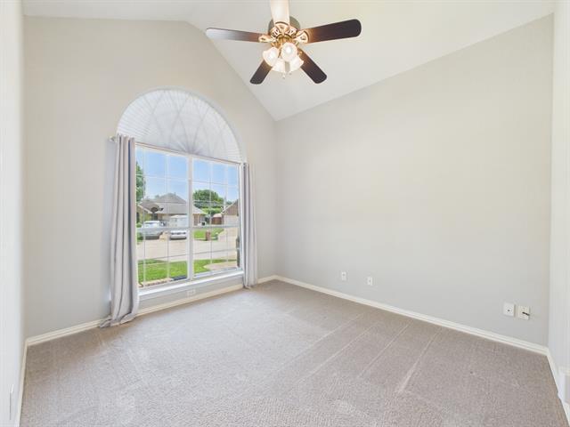 Building Photo - 1125 Prospect Dr