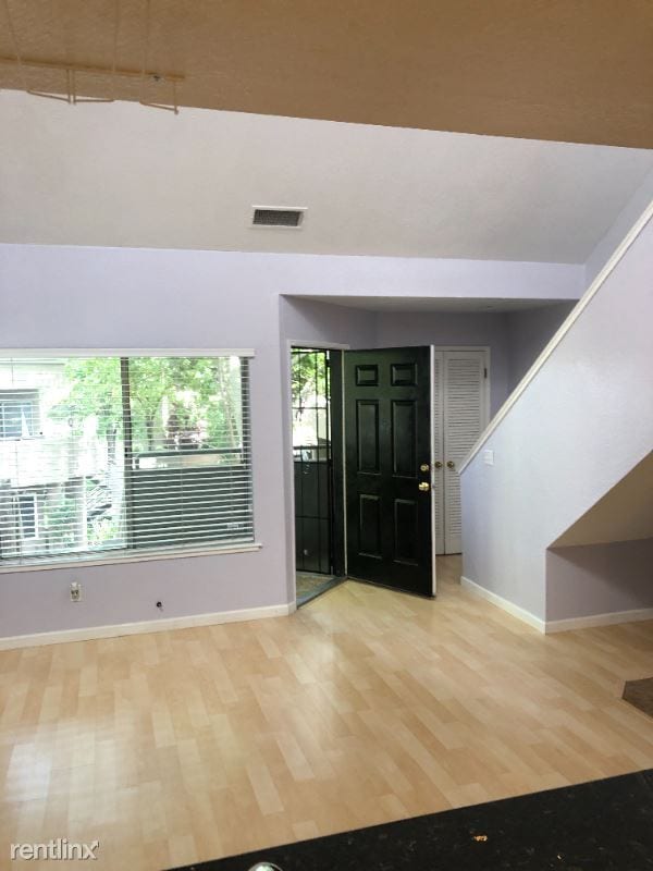 Building Photo - 2 br, 2 bath Condo - 2511 Fulton Square Lane.