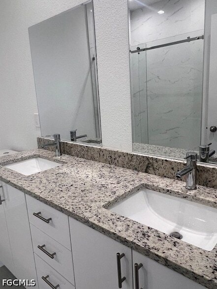 Building Photo - 7012 Jolly Cir