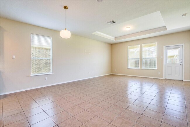 Building Photo - 141 Marcheeta Way
