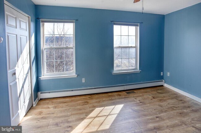 Building Photo - 3108 Eden Dr