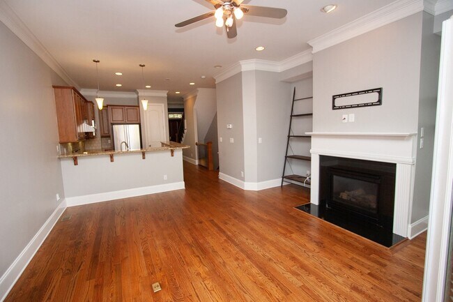 Building Photo - 839 Inman Vlg Pkwy NE