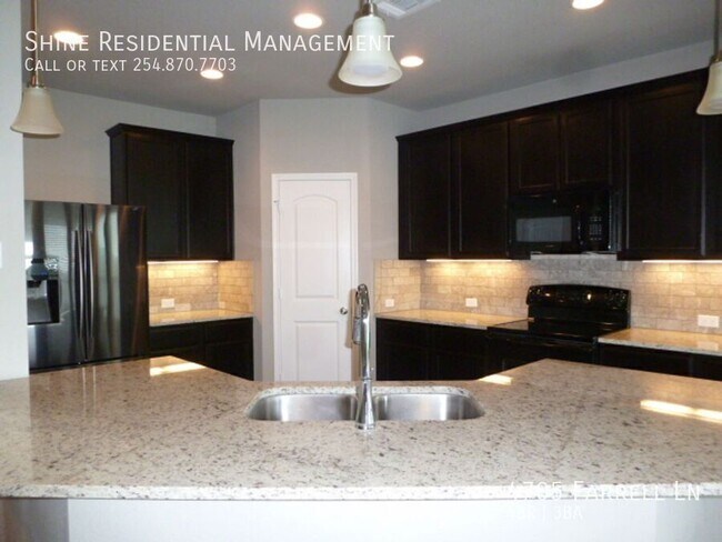 Building Photo - 4705 Farrell Ln