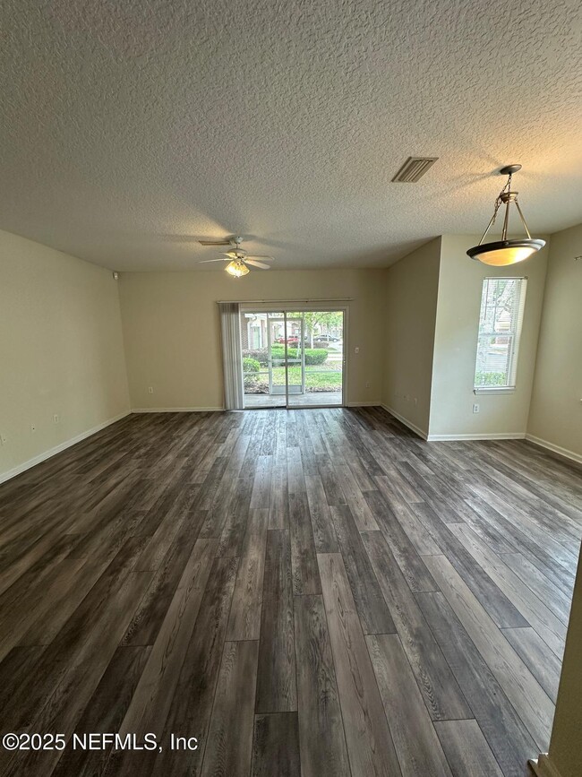 Building Photo - 5663 Greenland Rd