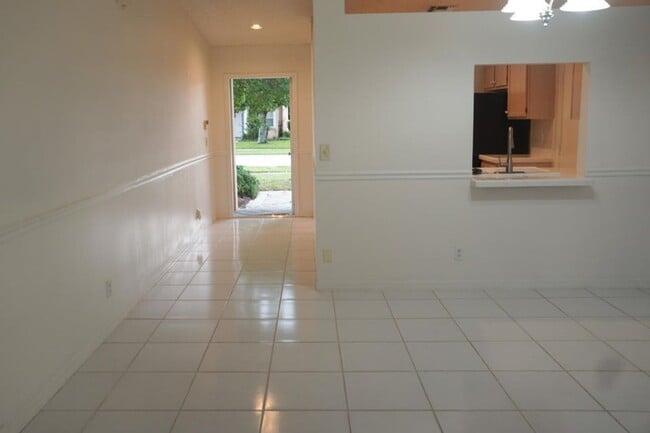 Building Photo - 3597 Miramontes Cir