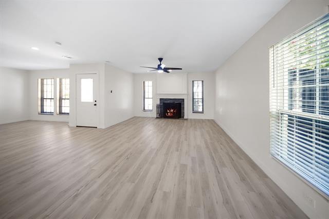 Building Photo - 5206 Vagas Dr