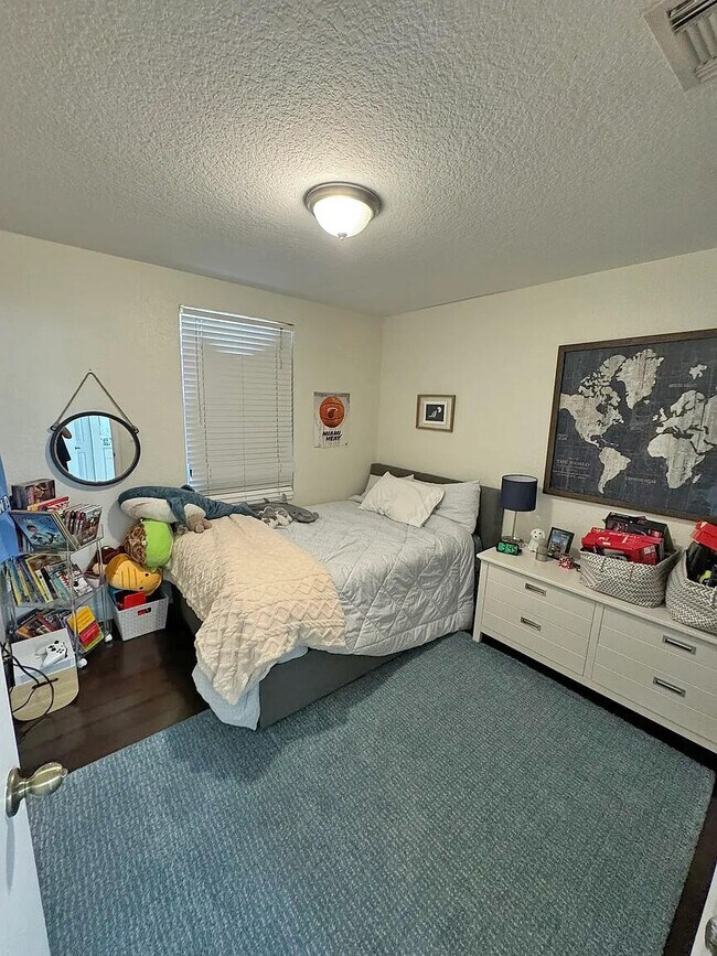 Building Photo - 4533 Highgate Dr
