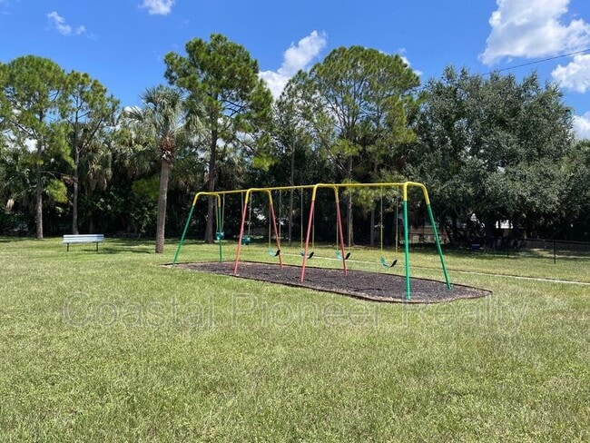 Building Photo - 4226 La Dega Ct