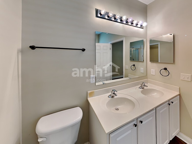 Building Photo - 4680 Grand Strand Dr