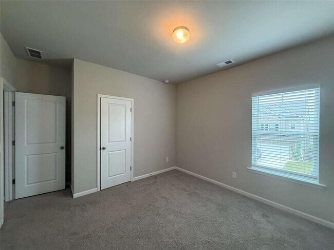 Building Photo - 1521 Winding Rdg Trl