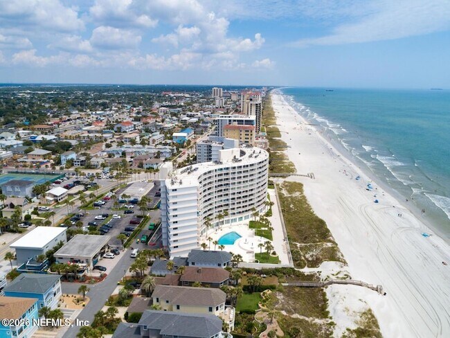 Building Photo - 1601 Ocean Dr S