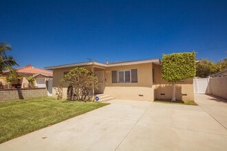 Building Photo - 11433 Littchen St