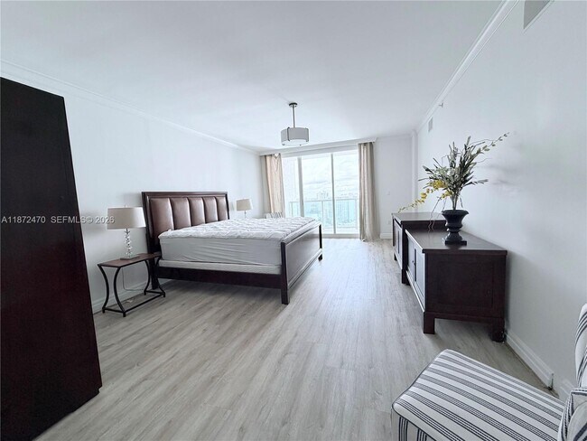 Building Photo - 3201 NE 183rd St