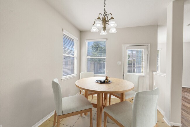 Building Photo - 7414 Compass Rose Dr