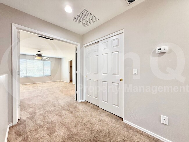 Building Photo - 3690 E Janelle Ct