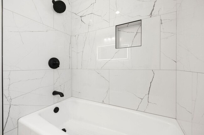 Building Photo - 810 Monte Rosa Dr