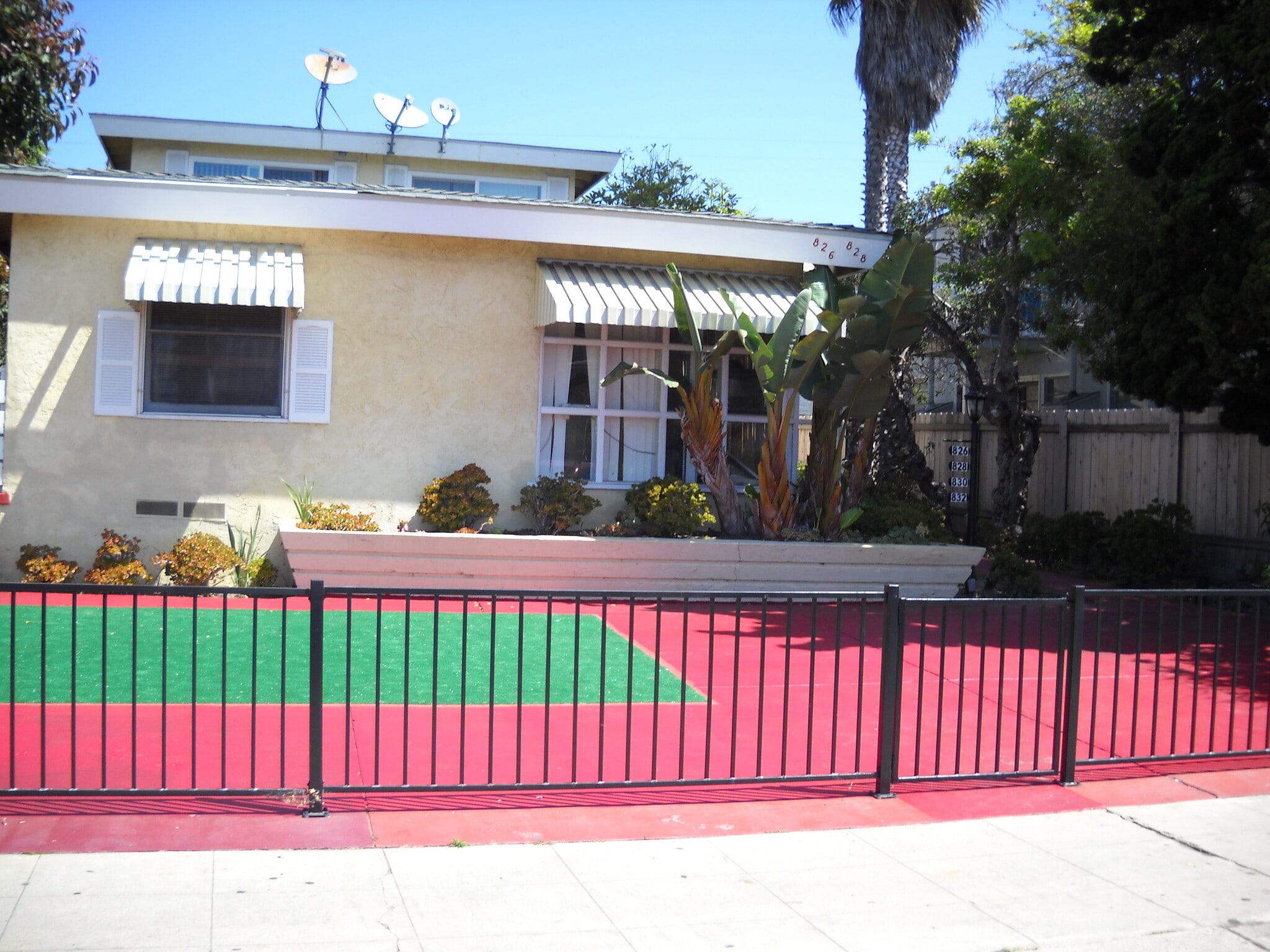 Building Photo - 830 Felspar St