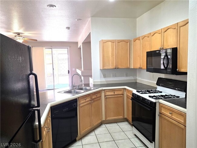 Building Photo - 9105 Sparkling Star St