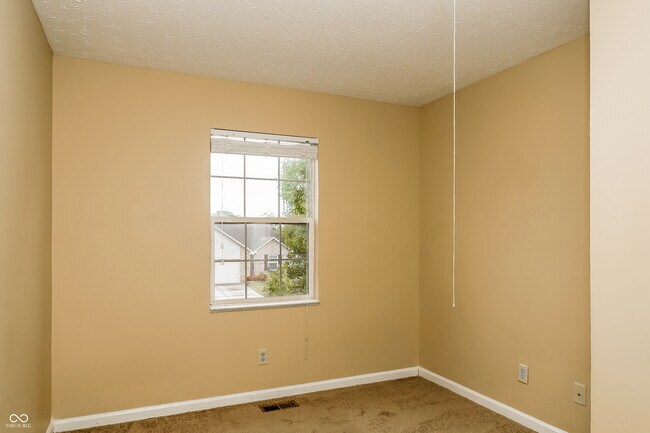 Building Photo - 6632 Gadsen Ct