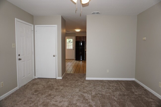 Building Photo - For Rent – Central Jonesboro Home - 3 bedr...