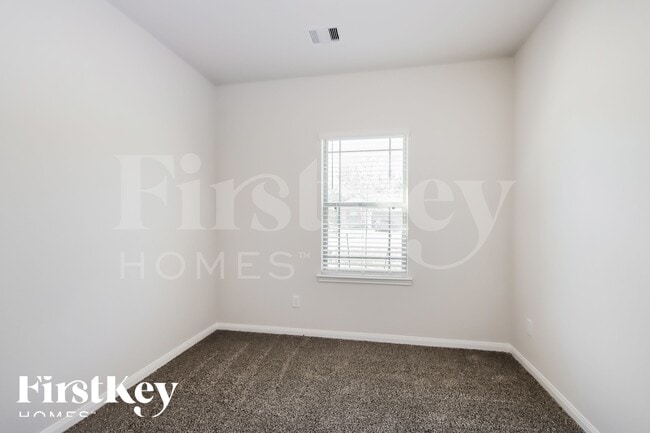 Building Photo - 255 Rd 5102F