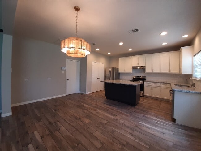 Building Photo - 20526 Rustic Rail Ct