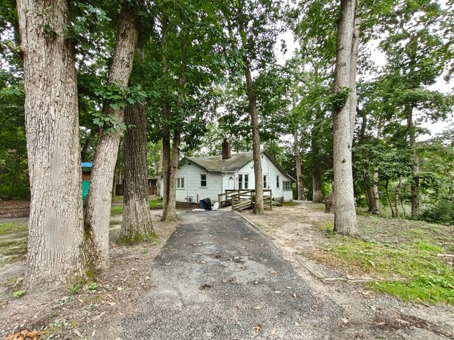 Building Photo - 171 Canna St