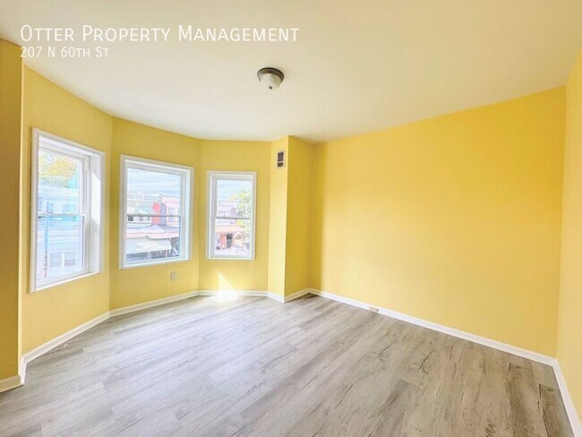 Building Photo - 207 N 60th St