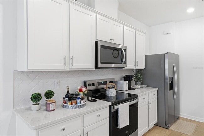 Building Photo - 11304 Blue Bay Dr