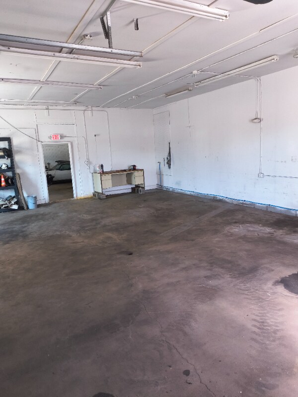Building Photo - 8464 Cleveland Ave NW