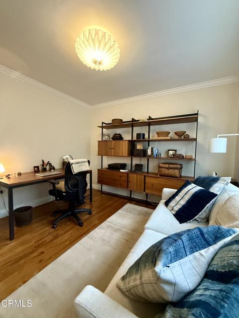 Building Photo - 1104 N Hidalgo Ave