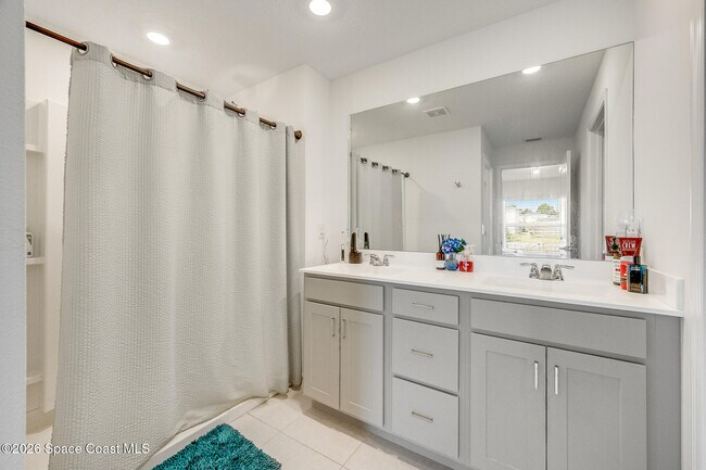 Building Photo - 1328 Colebrook Cir SW