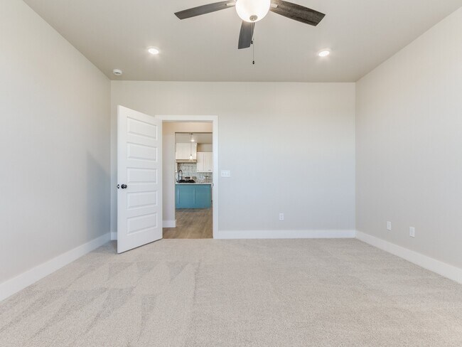 Building Photo - 12905 NW 143rd St