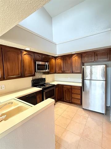 Building Photo - 5916 Timbercrest Dr