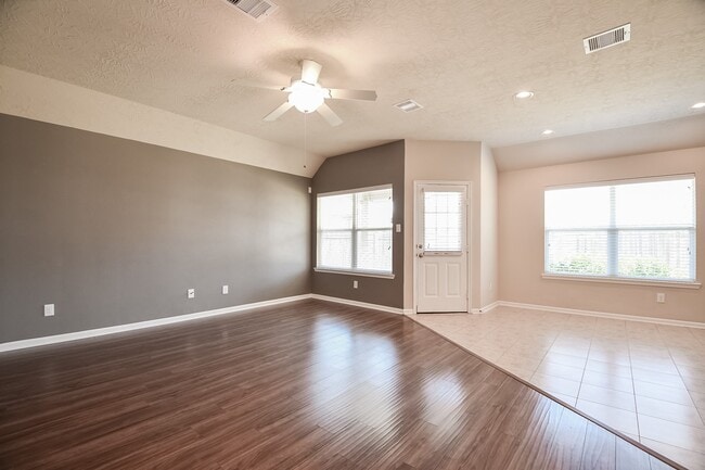Building Photo - 22418 Lavaca Ranch Ln