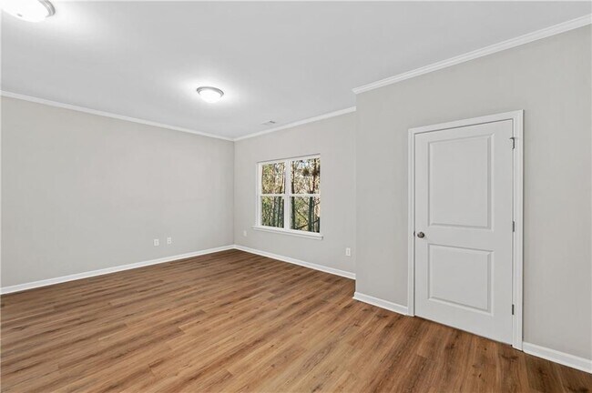 Building Photo - 2840 Laurel Ridge Cir