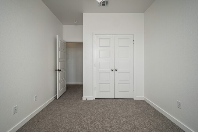 Building Photo - 8454 1st St