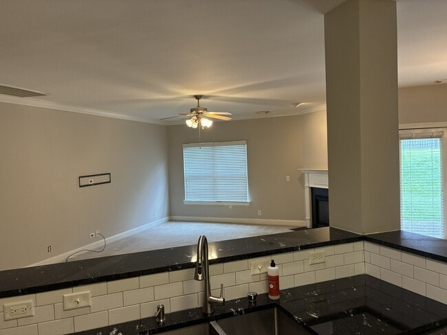 Building Photo - 808 Pisgah Park