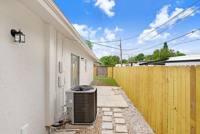 Building Photo - 3166 Downing St