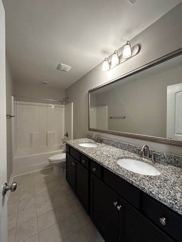 Building Photo - 321 Madison Park Dr