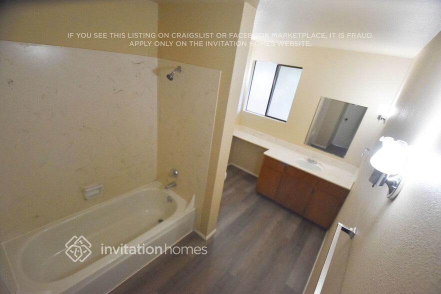 Building Photo - 12728 52nd Dr SE