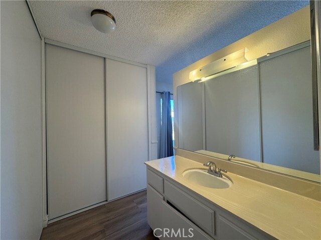 Building Photo - 974 N Darfield Ave