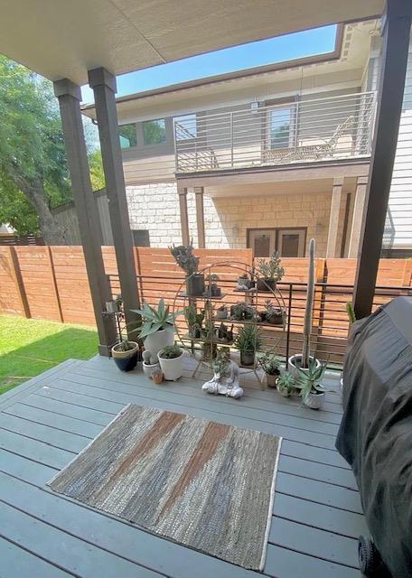 Building Photo - 903 Cardinal Ln