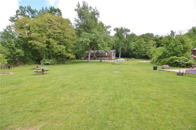 Building Photo - 155 Shear Hill Rd