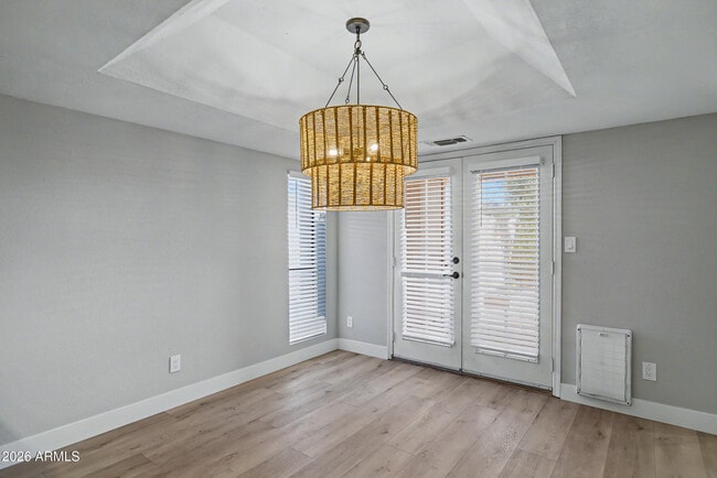 Building Photo - 1920 E Maryland Ave