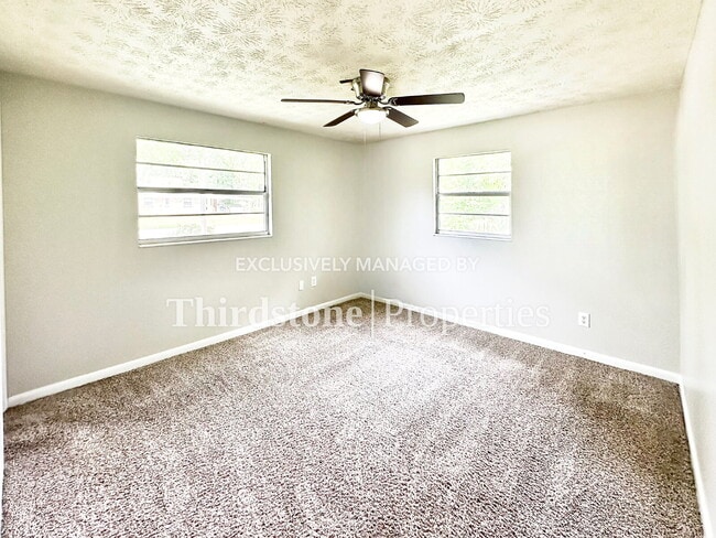 Building Photo - 4516 Key Woodley Dr S